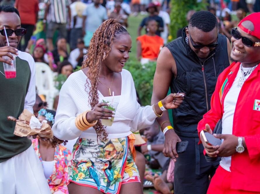 Roast and Rhyme is always full of vibes.