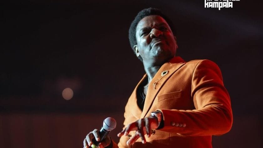 Kenneth Mugabi performs at Naava Grey’s concert.