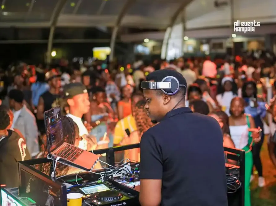 DJ KasBaby lights up the crowd