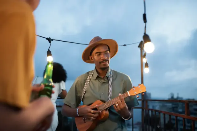Mojjo at 1 Afro Urban Sundowner