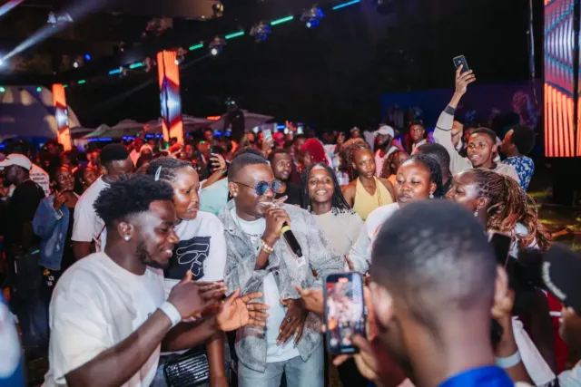 Aaronix performs for fans