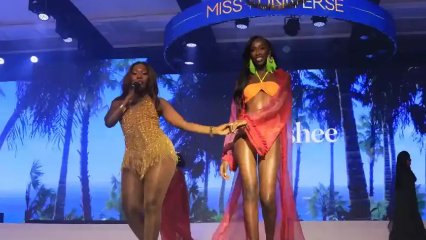 Bikini showcase with-Karole Kasita.